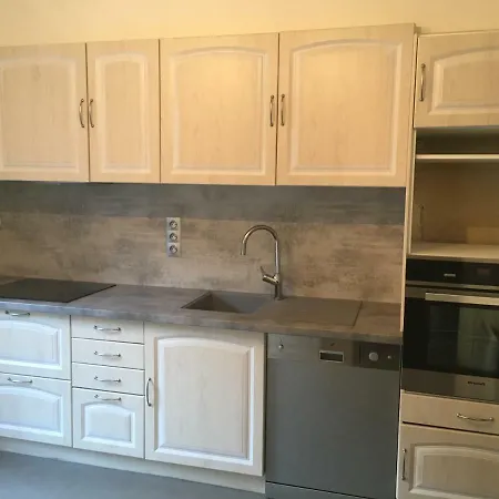 Coumpouloum Apartment *